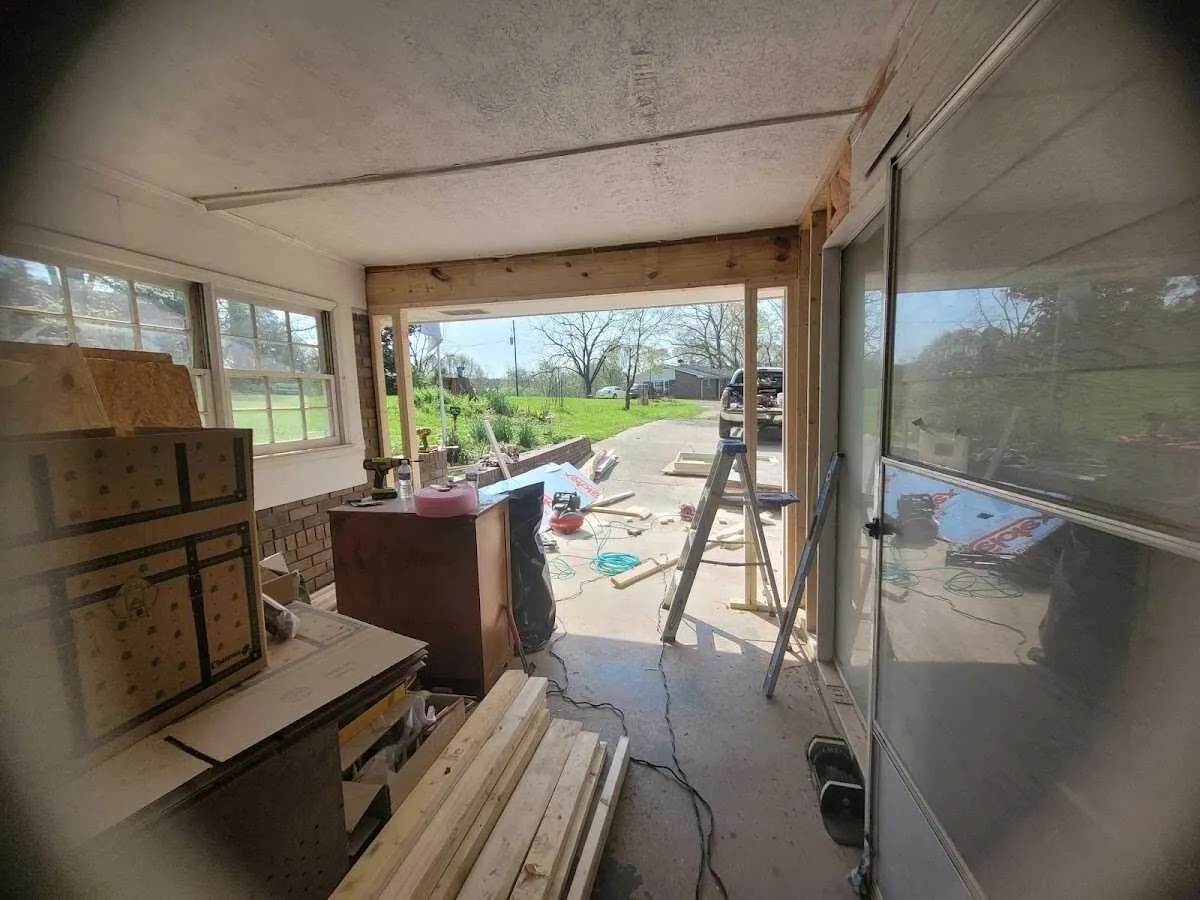 Air movers and dehumidifier for Water Mitigation Services in Marietta